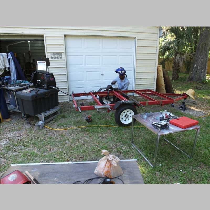 mobile-welding-trailer- 01.JPG